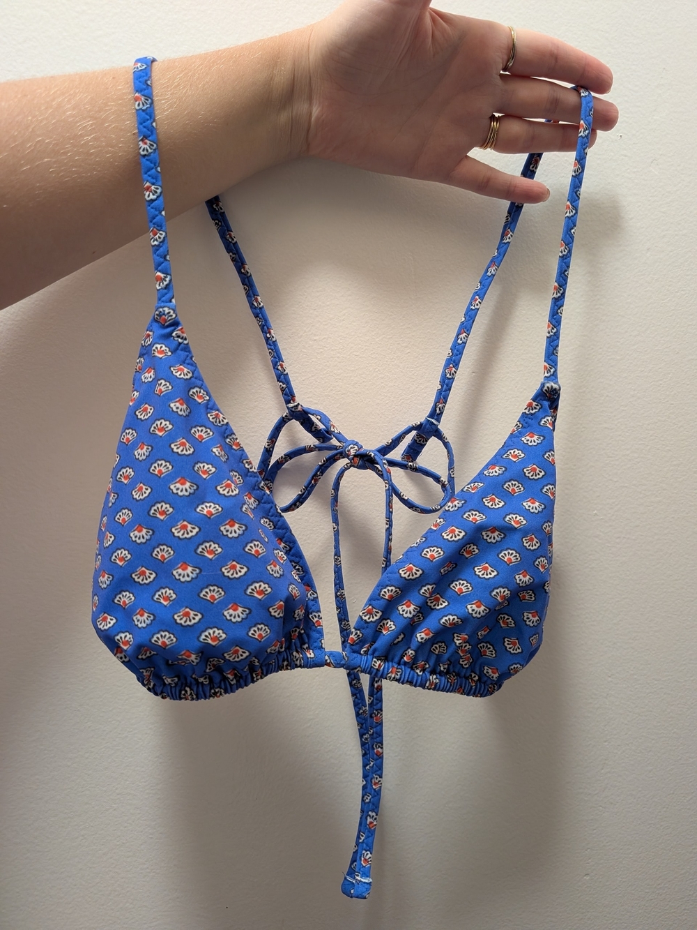 Doen the Capri Bikini Top